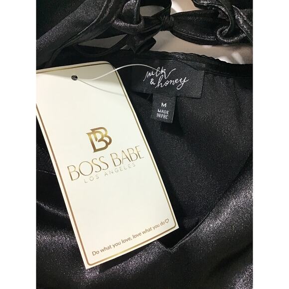 MILK & HONEY M L Black Satin Puff Sleeves V-Neck Lace up Blouse Crop Top NWT B80 - Picture 5 of 6